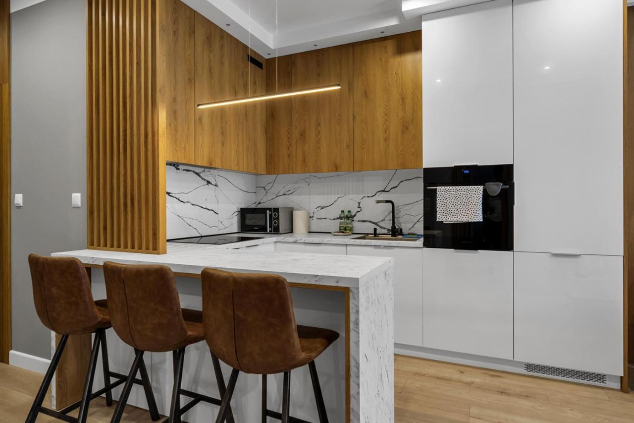 Lotnisko Chopina Modern Apartment Varsovia Exterior foto
